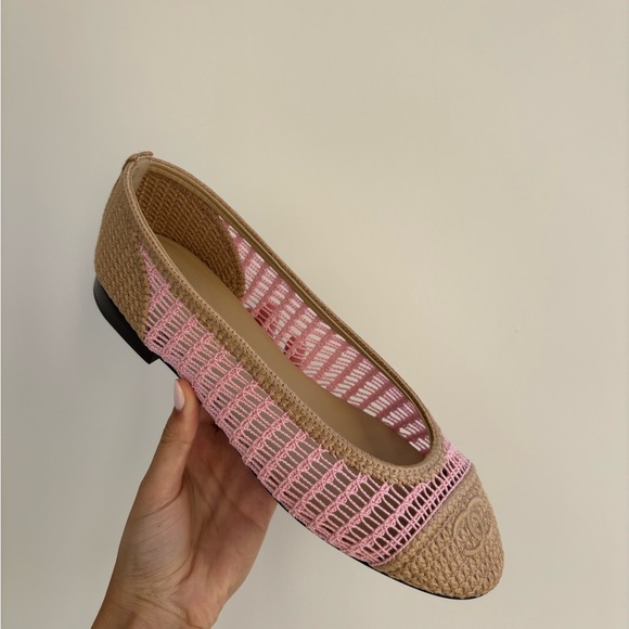 CHANEL Pink and Tan Woven Loafers - Picture 1 of 1